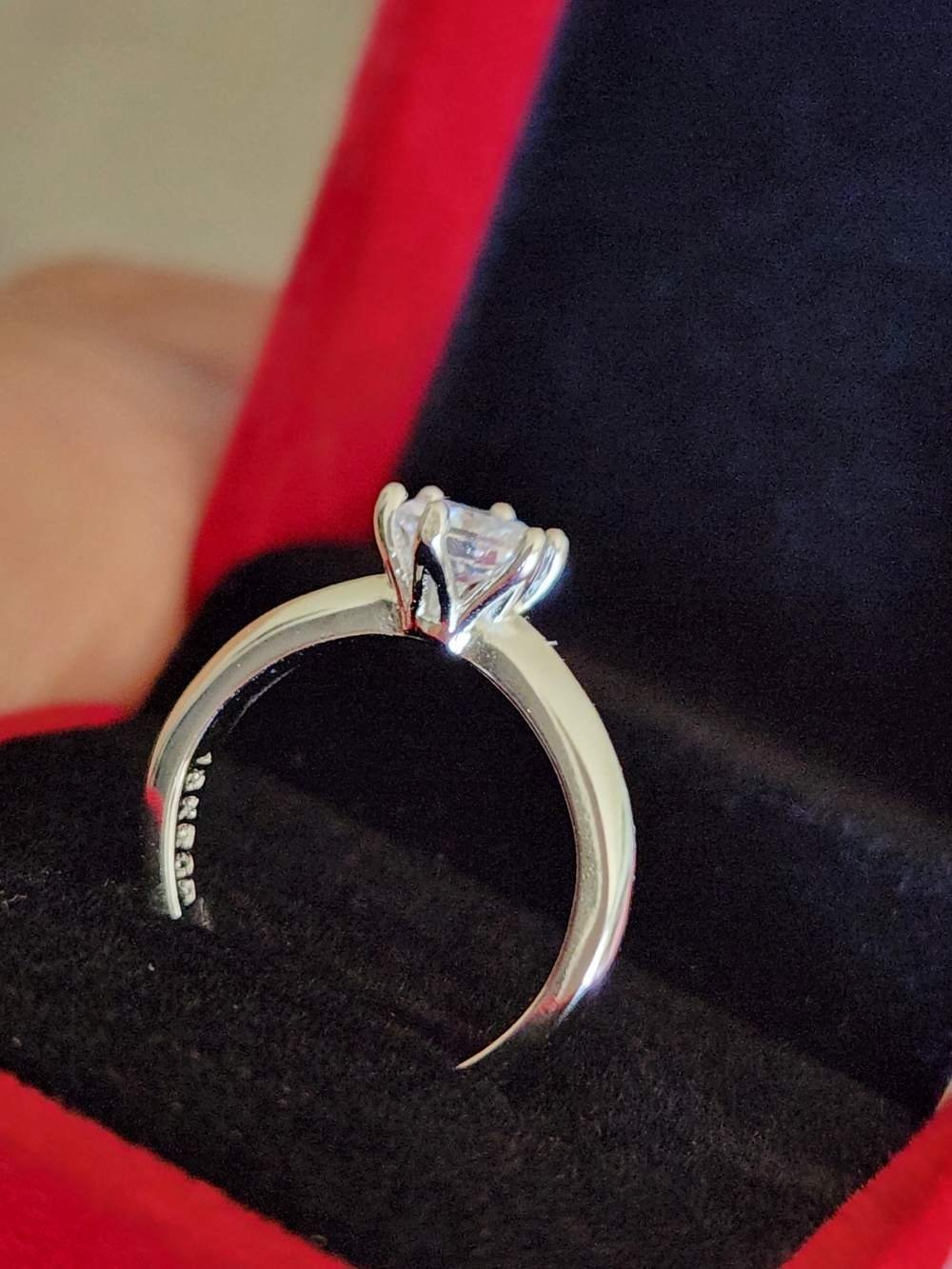 New 18K White Gold Plated Round Cut Diamond Ring for Women
